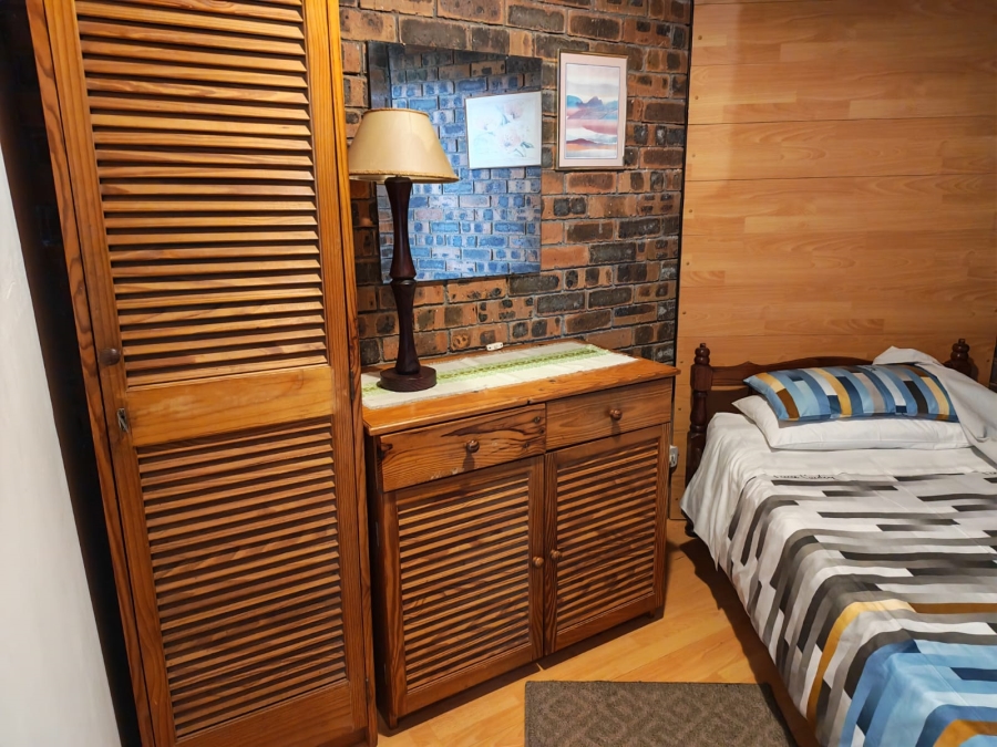 4 Bedroom Property for Sale in Bettys Bay Western Cape